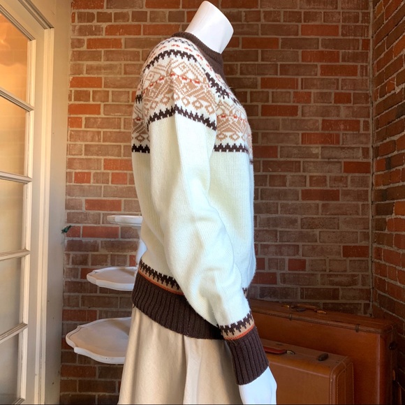 1960s Vintage Ski Sweater - Picture 2 of 4